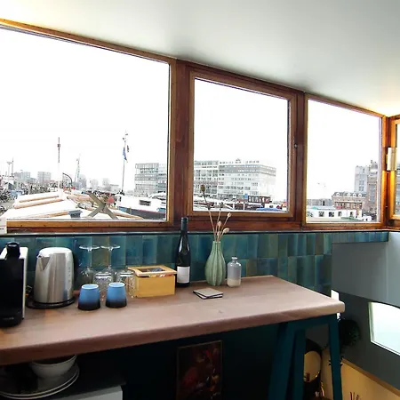 Najade Eco Houseboat *