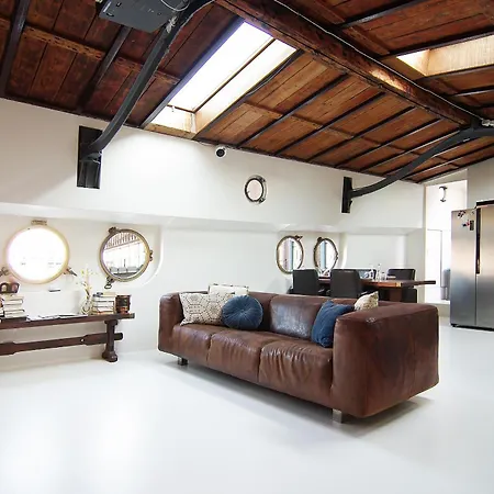 Najade Eco Houseboat 4* Ámsterdam