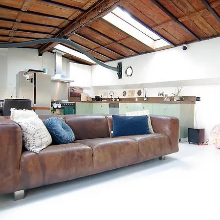 بيت ضيافة Najade Eco Houseboat