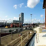 Najade Eco Houseboat 3*