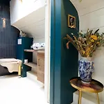 招待所 Najade Eco Houseboat 阿姆斯特丹